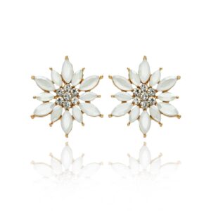 Kolczyki typu sztyfty firmy Yvon w kolorze białym ze szkła fasetowanego